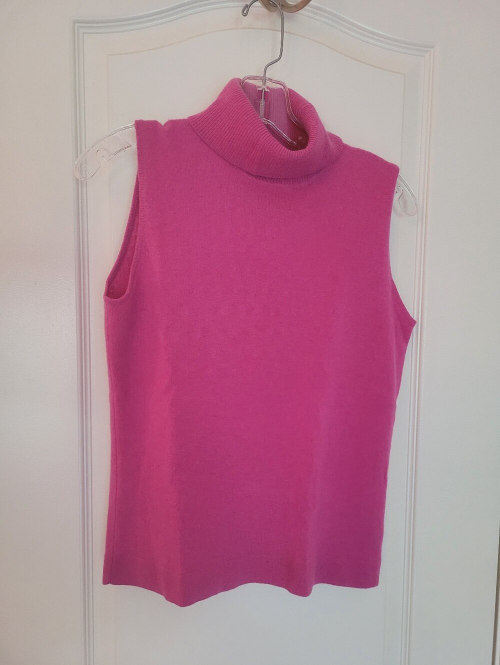 Sleeveless Cashmere Turtleneck Pink Sweater